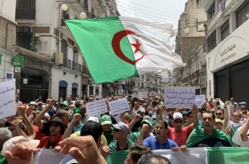 Vigésima quarta sexta-feira de manifestações: o povo argelino não desiste