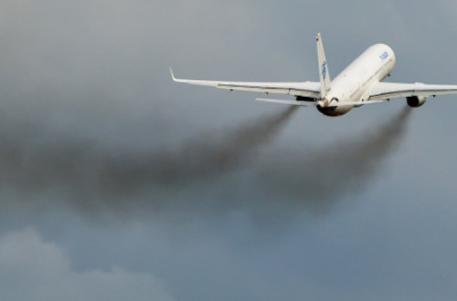 Em Portugal, “a aviação apresenta emissões de carbono praticamente 1,5 vezes superiores às associadas ao total da gasolina vendida” no país, frisa a Zero.