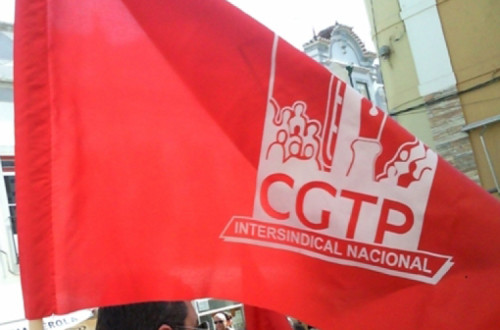 defende a proibição de todos os despedimentos