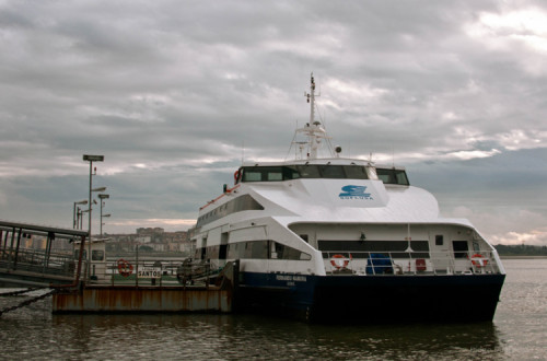 Barco da Soflusa. Foto de Diogo Barreiro/Wikimedia commons.