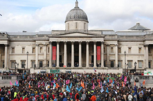 Extinction Rebellion desafia proibição de manifestação em Londres