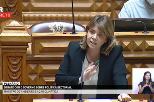 Catarina Martins no debate com o ministro do Ambiente
