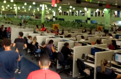 Call-center. Foto da CGTP.