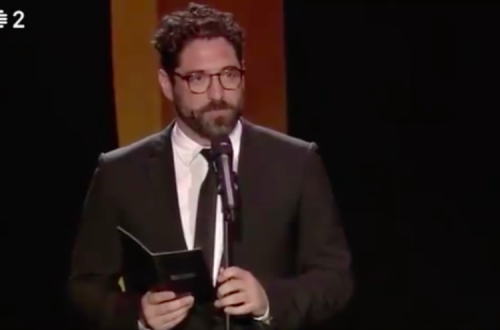 O ator afirmou que aquele não era “o discurso que gostaria de fazer”, mas era aquele que tinha “a responsabilidade de fazer” e terminou com um apelo: “A cultura é uma responsabildiade do Estado. Juntem-se a nós e façam a vossa parte, senhores governantes. Ainda vamos a tempo”.