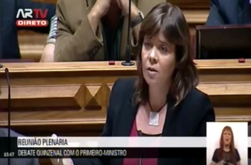 Catarina Martins defendeu a vinculação dos professores contratados