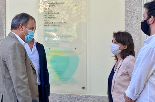 Catarina Martins e Moisés Ferreira na ARS Norte. Foto esquerda.net