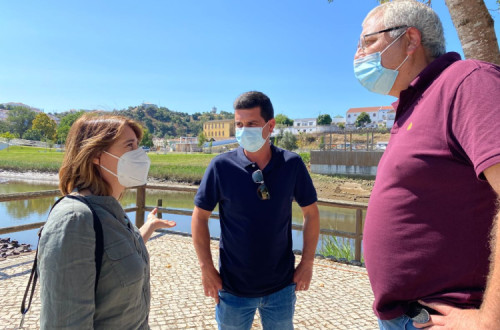 Catarina Martins com os cabeças de lista de Câmara e Assembleia Municipal de Odemira - Foto Andreia Quartau