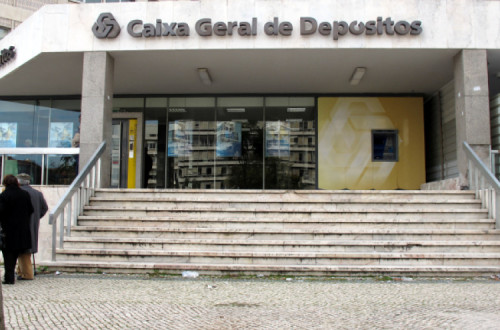 Um dos partidos que entrou no Parlamento português é a Iniciativa Liberal, que quer privatizar a Caixa Geral de Depósitos – Foto de Paulete Matos