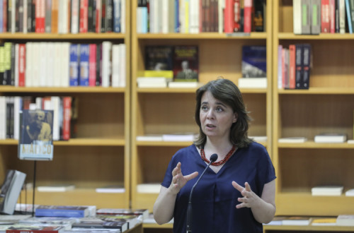 Catarina Martins na Livraria Barata.