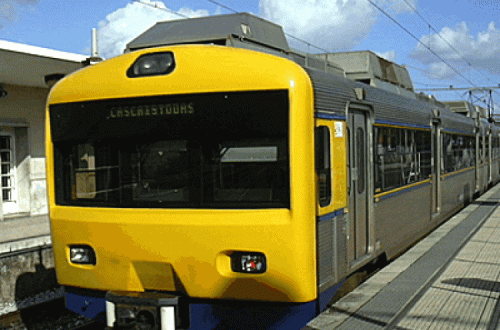 Menos comboios, com menos capacidade e a parar em todas as estações.