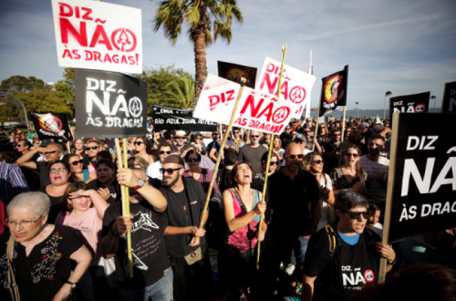 Manifestação contra as dragagens no rio Sado, 13 de outubro de 2018 – Foto de Carlos Santos/Lusa