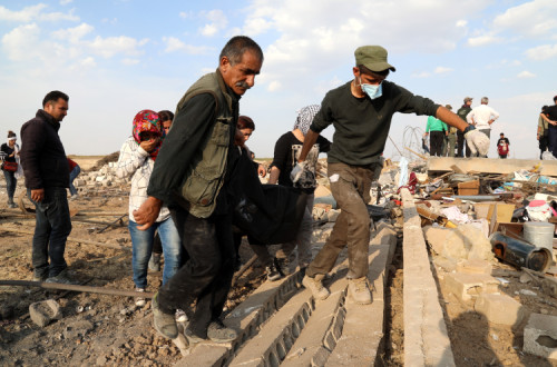 Vítima de um bombardeamento turco em Ras al-Ayn a 18 de outubro de 2019, num período de suposto cessar-fogo.