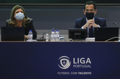 Assembleia geral extraordinária da Liga no início de junho.