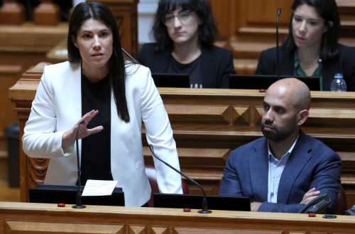 Mariana Mortágua no debate do Estado da Nação. Foto de Tiago Petinga/Lusa.