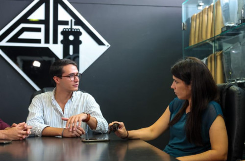 Mariana Mortágua e o presidente da Associação Académica de Coimbra, João Caseiro
