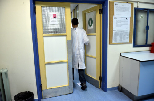 médico no hospital