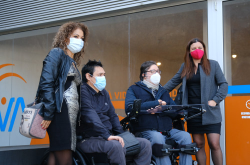 Marisa Matias no Centro de Vida Independente de Vila Real. Novembro de 2020.