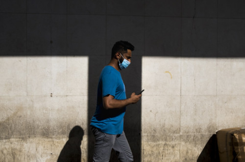 Mais de 200 mil novos casos num dia