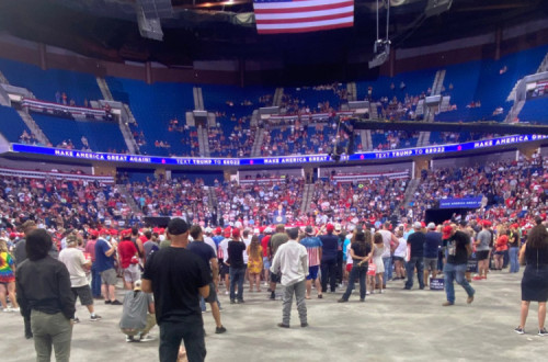 comício de Trump em Tulsa