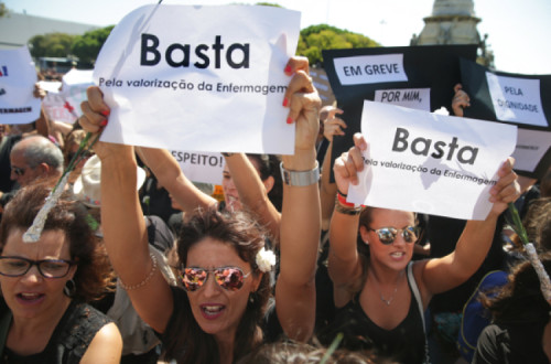 Manifestação de enfermeiras enfeiros em Lisboa, 15 de setembro de 2017 - Foto de Tiago Petinga