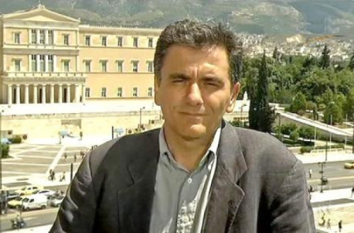 Euclides Tsakalotos: "Enquanto governo de esquerda, pensamos que um mercado de trabalho regulado é mais justo porque permite corrigir os seus desequilíbrios com vantagem para os trabalhadores."