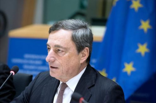 BCE diz que uem manda é ele. Foto de European Parliament.