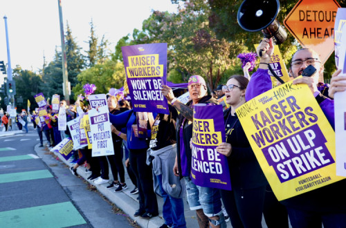 Trabalhadores da saúde norte-americanos em luta. Foto do SEIU-UHW.