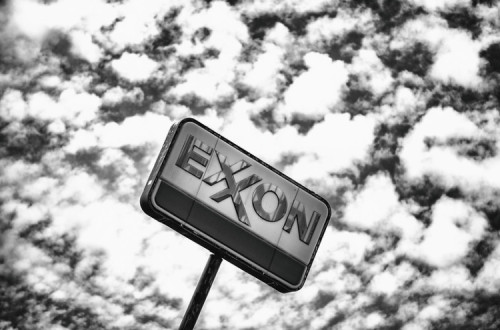 Exxon. Foto de Thomas Hawk/Flickr.