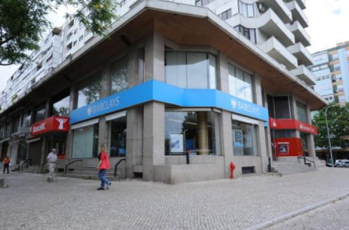 Bancos. Foto de Paulete Matos.