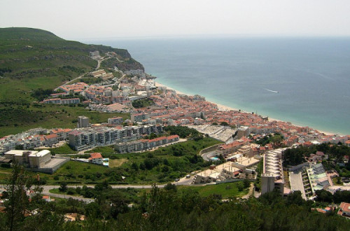 Sesimbra. Foto Wikimedia Commons.