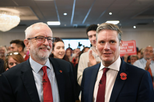 Corbyn e Starmer em 2019.