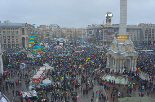 Protesto em 8 de dezembro de 2013 na Praça Maidan. Foto de spoilt.exile/Flickr.