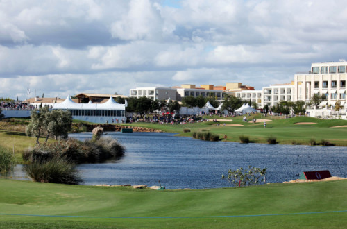 Vista geral de um campo de golfe em Vilamoura, Algarve – Foto de Melanie Map/Lusa (arquivo)