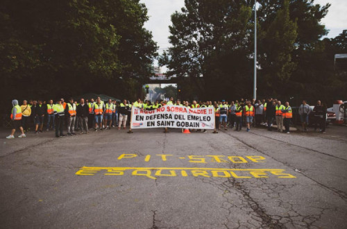 Trabalhadores da Saint-Gobain em Avilés. Foto das CCOO.