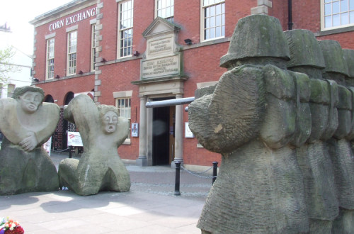 Estátua comemorativa do movimento de 1842 em Preston. Foto de Andrew Gritt/Wikimedia Commons.