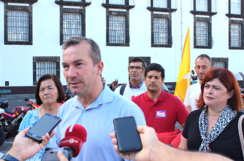 Bloco em campanha no Funchal