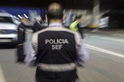 O plano revela que o SEF não sabe quantas e que tipo de armas estão distribuídas no serviço em todo o país.