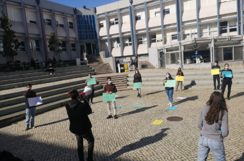 Estes estudantes do ISCTE convocam uma concentração para o dia 18 de novembro às 15h em frente à Assembleia da República – Foto dos ativistas