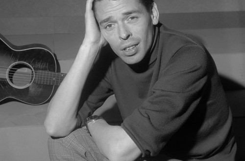Jacques Brel, 1962 – Foto de Jac. de Nijs / Anefo - Edited version of Nationaal Archief, https://commons.wikimedia.org/