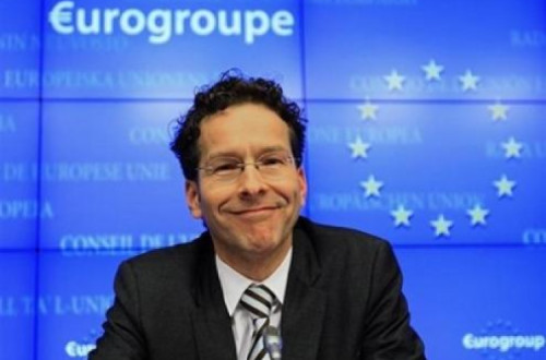 Uma saída de 2 mil milhões de euros de depósitos em apenas três dias “é sinal de desconfiança", disse Dijsselbloem.