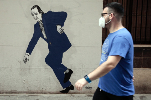 Graffiti com imagem de Juan Carlos I da autoria de O Primo de Bansky, Valência.