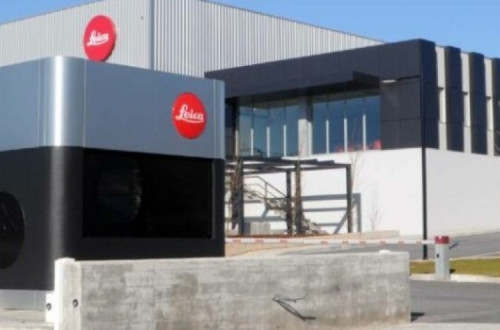 A fábrica da multinacional alemã Leica opera em Lousado, Vila Nova de Famalicão.