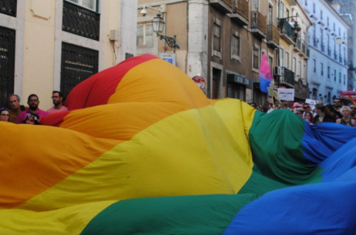 A 17 de maio celebra-se o Dia Internacional de Luta contra a Homofobia, Transfobia e Bifobia - foto de Inês Ferreira