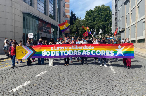 O abaixo assinado será posteriormente entregue na Câmara do Porto para “demonstrar e fazer ouvir a voz e a vontade das pessoas que moram e vivem no Porto”.