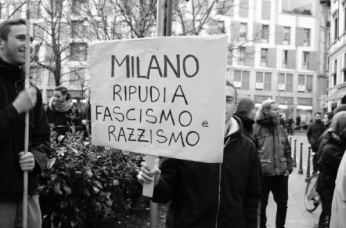 As eleições legislativas italianas do próximo dia 4 de março irão decorrer num clima de tensão política como há muito não se via - Foto dinamopress.it