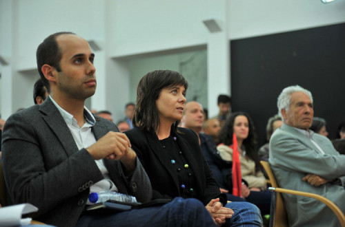 Pedro Filipe Soares (ao lado de Catarina Martins) exigiu que o governo dê cumprimento à decisão do TC de imediato. Foto de Paulete Matos