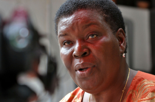 Paulina Chiziane – foto de António Silva/Lusa (arquivo, 27 de janeiro 2013)