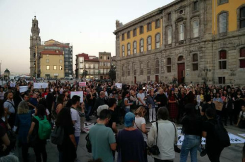 Porto: Protesto contra acórdão machista - Foto de Andrea Peniche