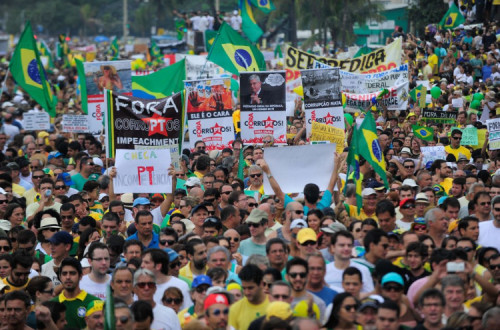 Imagem da manifestação de 15 de março de 2015 no Rio de Janeiro. Foto da Agência Brasil.