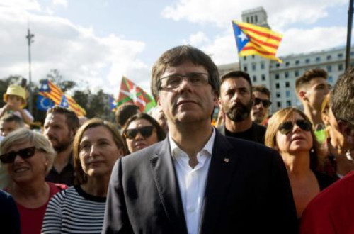Puigdemont entrega-se à polícia belga